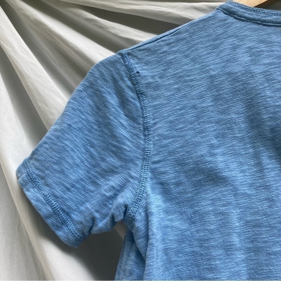 Lucky Brand blue shirt with surfer design, size  small - Picture 7 of 10